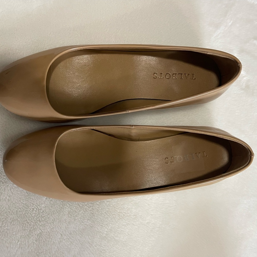 Talbots Nude Round Toe Nude Ballet Flats